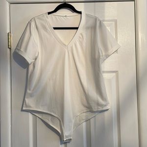 NWOT Shein 1XL White full bottom 2 snap closure body suit cuffed sleeves